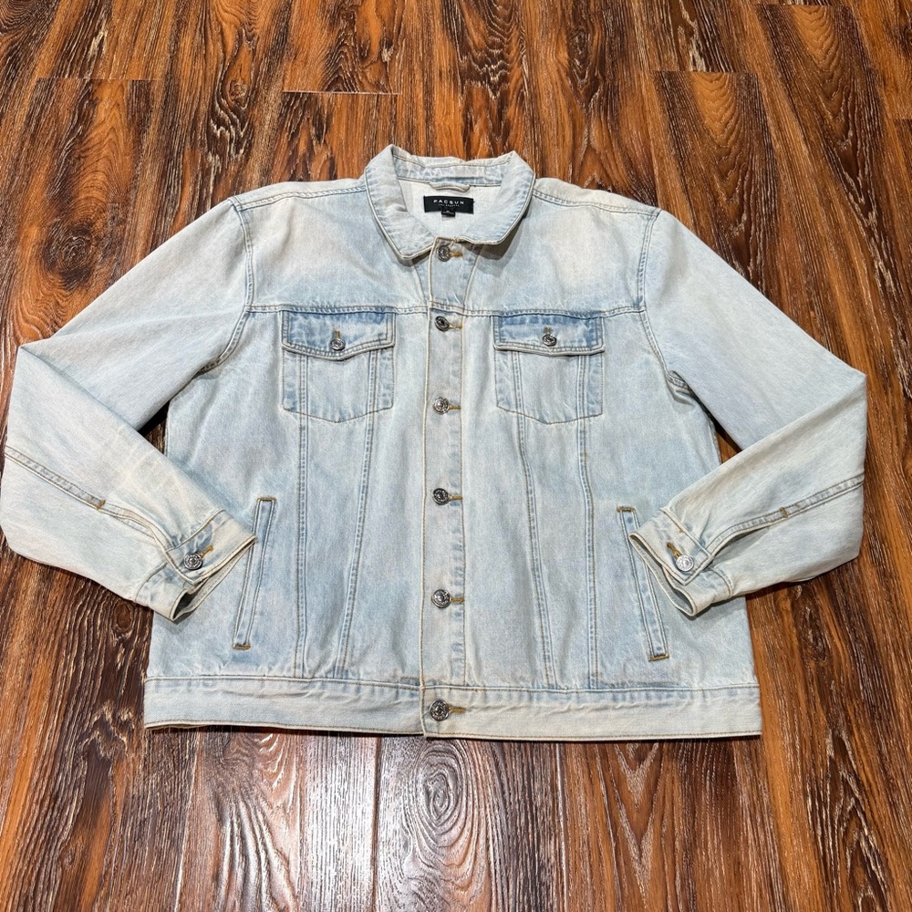 PacSun Mens‎ Light Wash Denim Trucker Jacket XL 100% Cotton Moto Blue